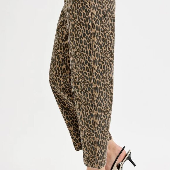 RISEN Full Size Mid Rise Crop Relaxed Jeans Plus Size - Picture 4 of 6